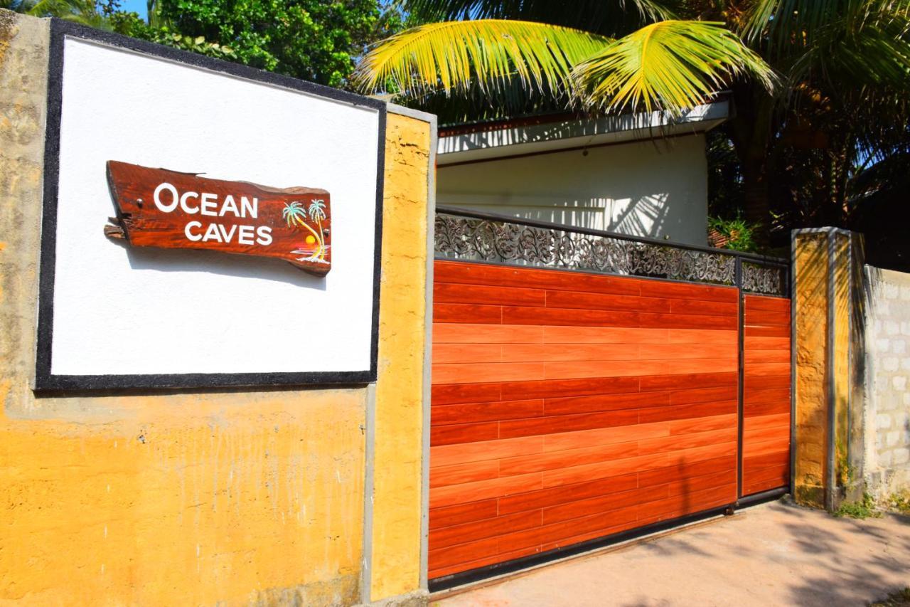 Ocean Caves, Balapitiya Bed & Breakfast Exterior photo